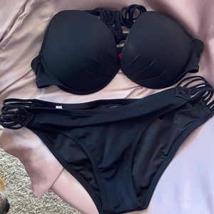 Victoria’s Secret black bikini